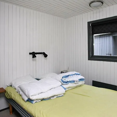 Four-bedroom Holiday In Farso 3 *
